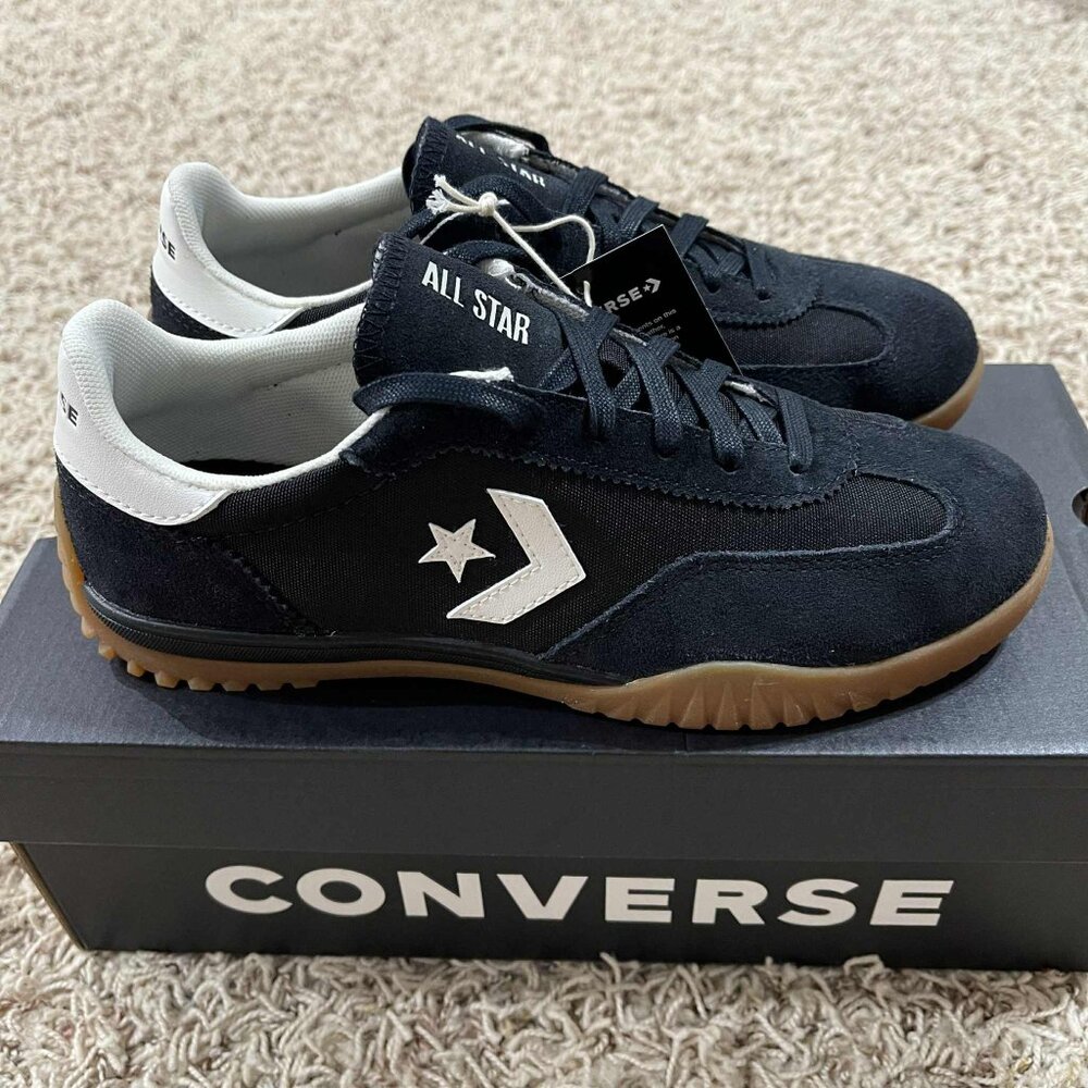 Converse Women’s Run Star Trainer Sneakers Shoes Black, Size 8 (New in Box)